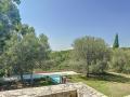 Sole agent Charming 5 bedroom house with pool and stunning view